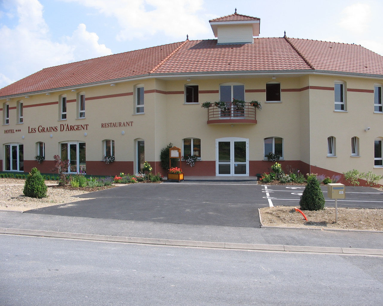 Les Grains D'Argent Dizy - Epernay Hotel Buitenkant foto